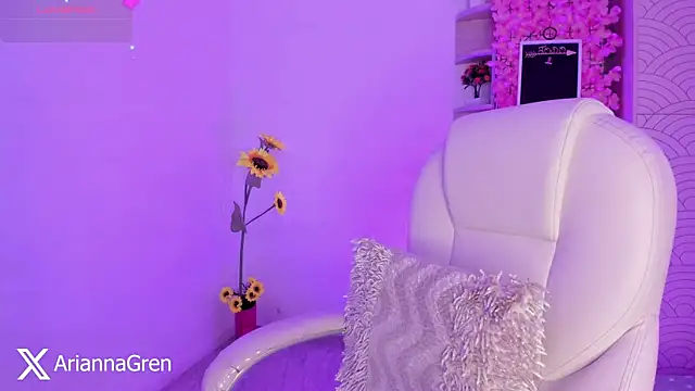 Arianna Gren18 online show from 02.04.26