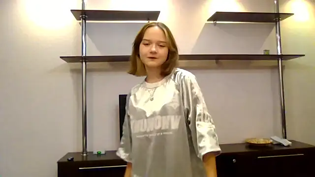 Snapshot of AlissaGerardo chatting on 11.05.25 AlissaGerardo online show from 11.05.25