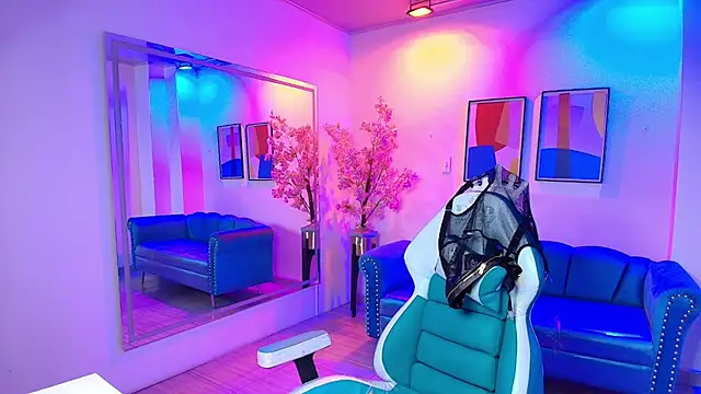 Snapshot of Alondra_gomexxx chatting on 11.07.25 Alondra gomexxx online show from 11.07.25