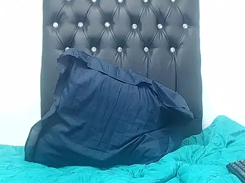 Snapshot of SWEET_KARLAxxx chatting on 11.08.25 SWEET KARLAxxx online show from 11.08.25