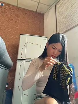 Snapshot of Beolulu chatting on 01.19.26 Beolulu online show from 01.19.26