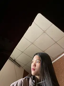 Snapshot of Beolulu chatting on 02.08.26 Beolulu online show from 02.08.26