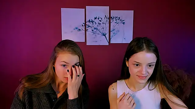 mia starrr  online show from 11.17.25