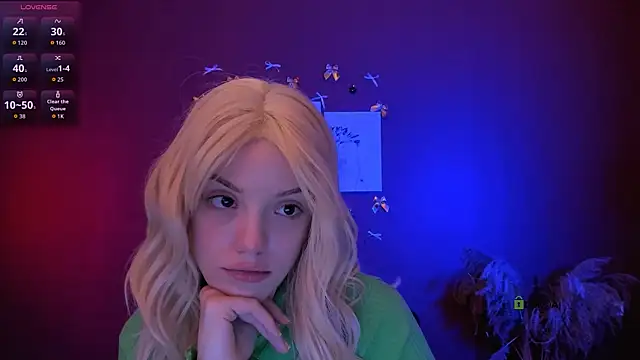 mia starrr  online show from 01.05.26