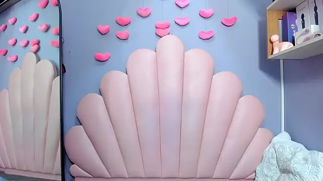 luci miller online show from 03.31.26