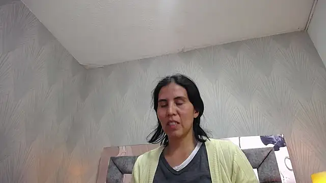 GiselaZivic online show from 05.06.26