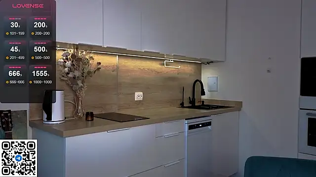 eshleeygreen online show from 03.10.26