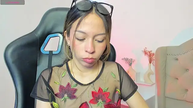 LuluuBerry online show from 11.12.25