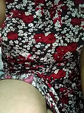 Snapshot of sarah_dlo3a chatting on 11.07.25 sarah dlo3a online show from 11.07.25