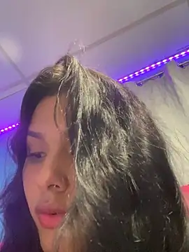 Chiquinquira3 online show from 11.22.25