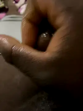 Snapshot of PlayfulArray64 chatting on 11.14.25 PlayfulArray64 online show from 11.14.25