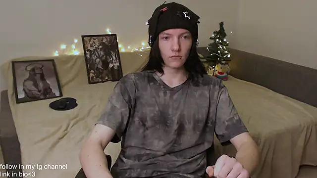 Snapshot of RaidenXL chatting on 01.05.26 RaidenXL online show from 01.05.26