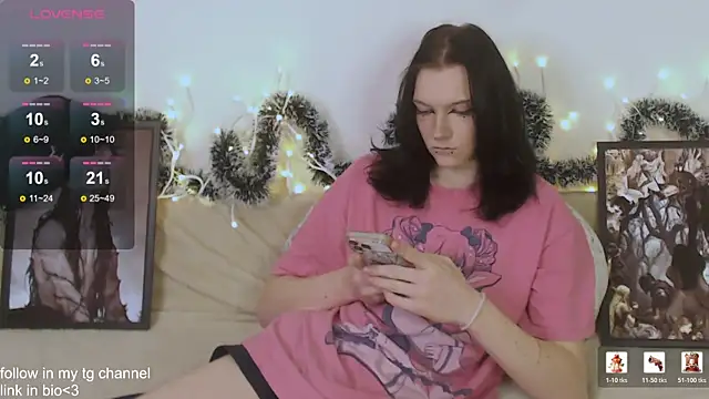 Snapshot of RaidenXL chatting on 02.06.26 RaidenXL online show from 02.06.26