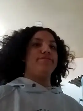 Snapshot of iriss_05 chatting on 11.29.25 iriss 05 online show from 11.29.25