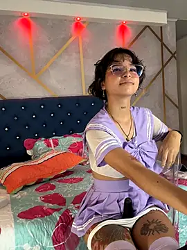  vaiolet owo online show from 11.30.25