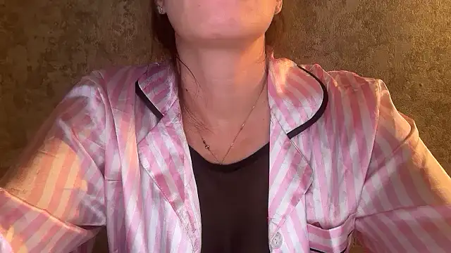 Angelinaa19 online show from 03.25.26