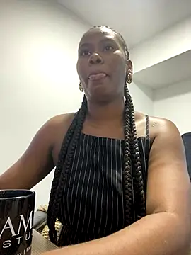 Snapshot of EroticAlanaa chatting on 11.08.25 EroticAlanaa online show from 11.08.25