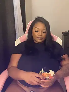 Fxncymuse online show from 04.23.26