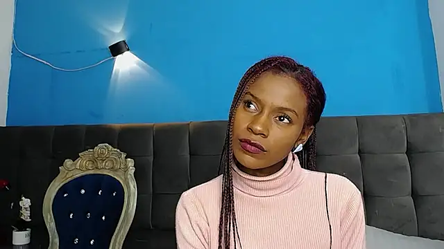 Snapshot of Aliis_Love chatting on 11.20.25 Aliis Love online show from 11.20.25