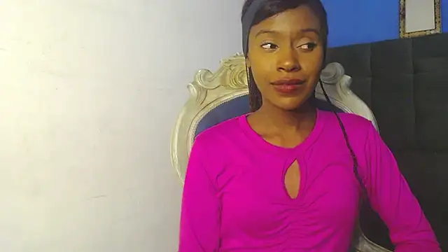 Snapshot of Aliis_Love chatting on 11.28.25 Aliis Love online show from 11.28.25