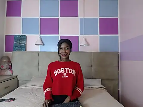 Snapshot of Aliis_Love chatting on 12.05.25 Aliis Love online show from 12.05.25