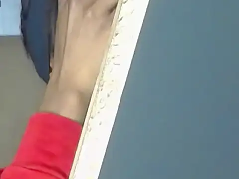 Snapshot of Aliis_Love chatting on 12.15.25 Aliis Love online show from 12.15.25