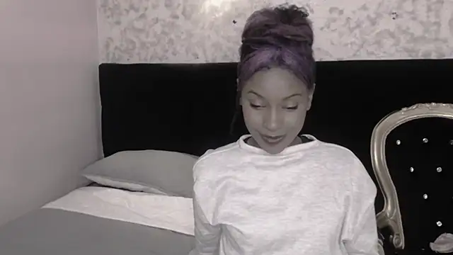 Snapshot of Aliis_Love chatting on 02.12.26 Aliis Love online show from 02.12.26