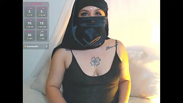 Snapshot of Lailahadi chatting on 11.10.25 Lailahadi online show from 11.10.25