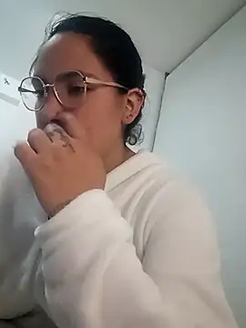 Snapshot of phoop_lilaa chatting on 02.06.26 phoop lilaa online show from 02.06.26