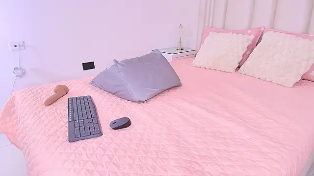 alanarose18 online show from 05.21.26