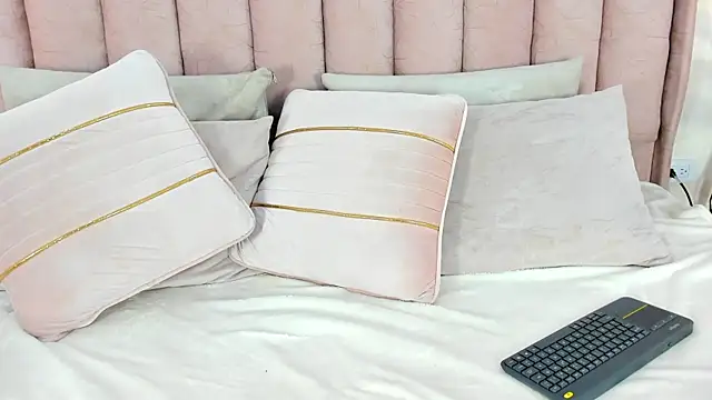 caro gemm online show from 11.18.25