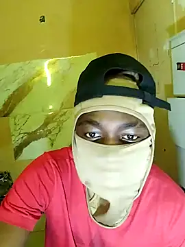 Snapshot of Babz_22 chatting on 11.08.25 Babz 22 online show from 11.08.25