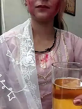 Snapshot of black_and_white_choco chatting on 03.04.26 black and white choco online show from 03.04.26