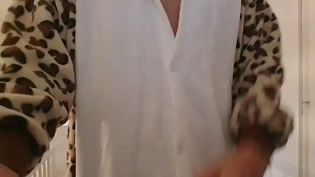 CuteDaddy92 online show from 12.16.25