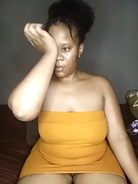 Snapshot of Emmylove-xr25 chatting on 12.19.25 Emmylove-xr25 online show from 12.19.25