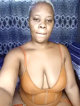 Snapshot of Emmylove-xr25 chatting on 01.08.26 Emmylove-xr25 online show from 01.08.26