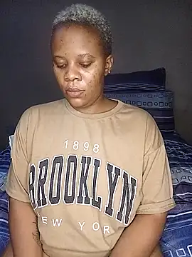 Snapshot of Emmylove-xr25 chatting on 02.01.26 Emmylove-xr25 online show from 02.01.26