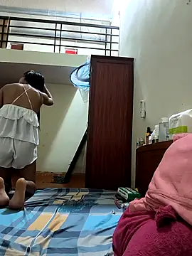 Lynly k2 online show from 03.23.26