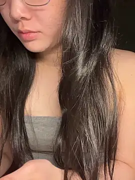 Lynn-122 online show from 11.22.25