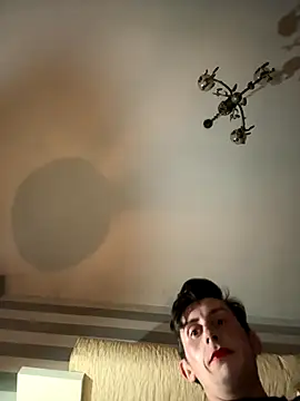 Dildapassivella online show from 12.03.25