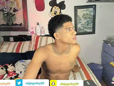 JUANBIGCOCK21CM online show from 11.21.25