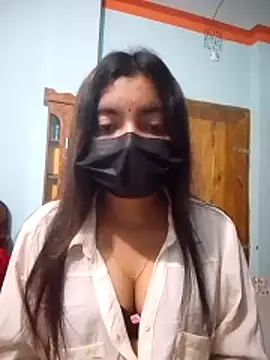 Snapshot of Cute_Nancy07 chatting on 11.17.25 Cute Nancy07 online show from 11.17.25