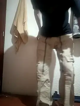 juliann boy online show from 02.02.26