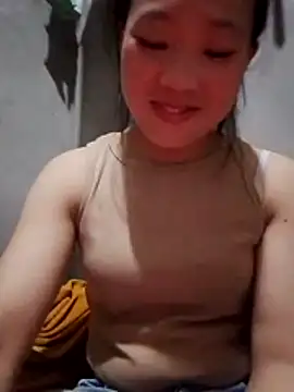 Yumiik2kk online show from 11.17.25