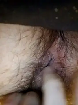 Snapshot of WeakDegree76 chatting on 11.25.25 WeakDegree76 online show from 11.25.25