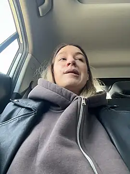 SashaCatt online show from 04.12.26