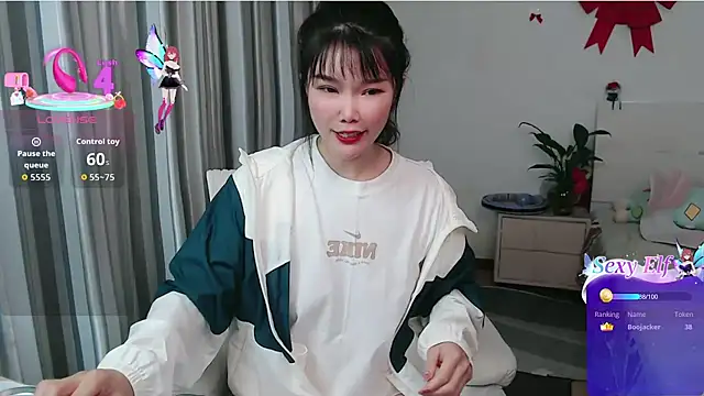 Snapshot of nanagaga chatting on 04.28.26 nanagaga online show from 04.28.26