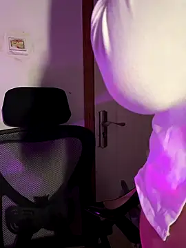 xoxo7799 online show from 11.15.25