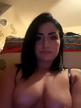 ValayaNoire online show from 11.19.25