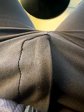 Cubuzinu online show from 12.23.25